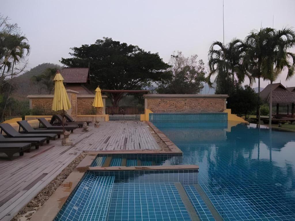 Pai Hotsprings Spa Resort Екстер'єр фото