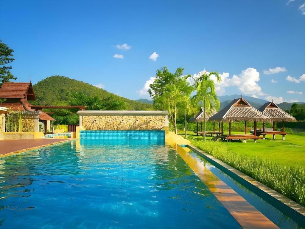 Pai Hotsprings Spa Resort Екстер'єр фото